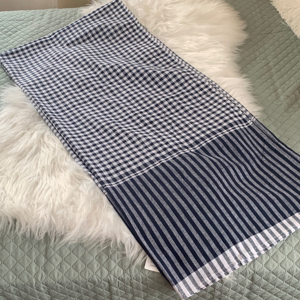Cottagecore Cotton Table Runner